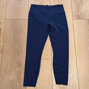 Vuori All The Feels Leggings Blue Coast color excellent condition size L